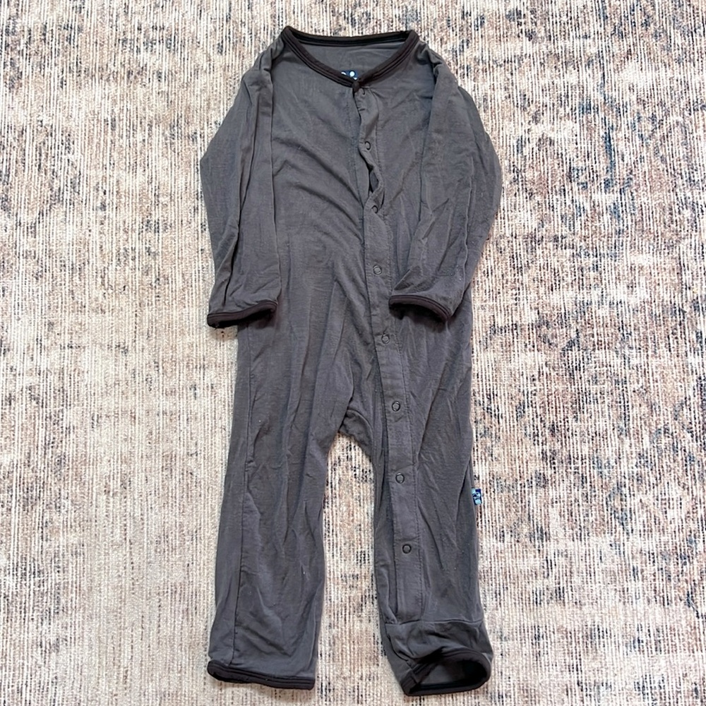KICKEE PANTS | halloween spider snap coverall